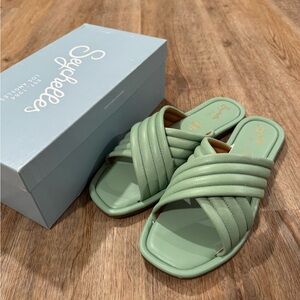 Seychelles Mint Green Padded Crisscross Slide Sandals